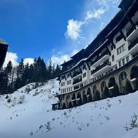 Pamporovo, Ski-in Ski-out, Harmony 2, Easy Lift Access *