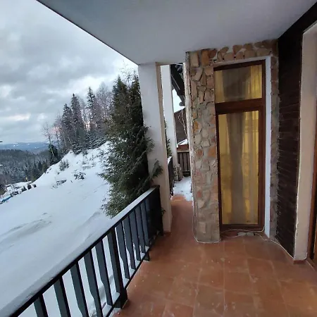 Pamporovo, Ski-in Ski-out, Harmony 2, Easy Lift Access Apartment Pamporowo