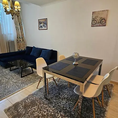 Apartament Amare, гранд манастира Pamporowo