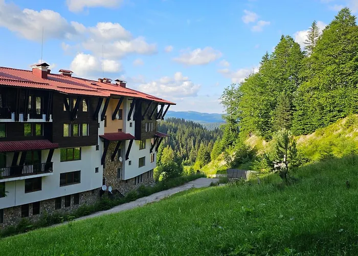 Amare, гранд манастира *